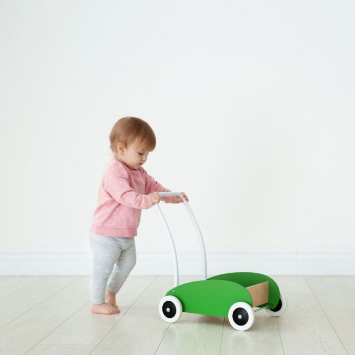 Aprrendre à marcher bébé